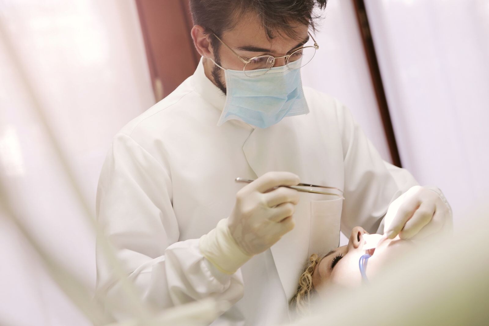 Comfort-first dentistry, from first visit through to aftercare.